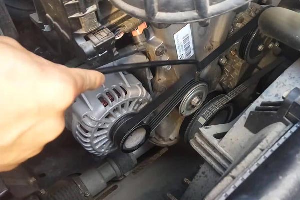 花溪转速传感器的工作原理是什么？